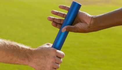 电竞投注平台-体坛三线速览，火箭体检完毕、费耶诺德复盘、库里热火夺冠